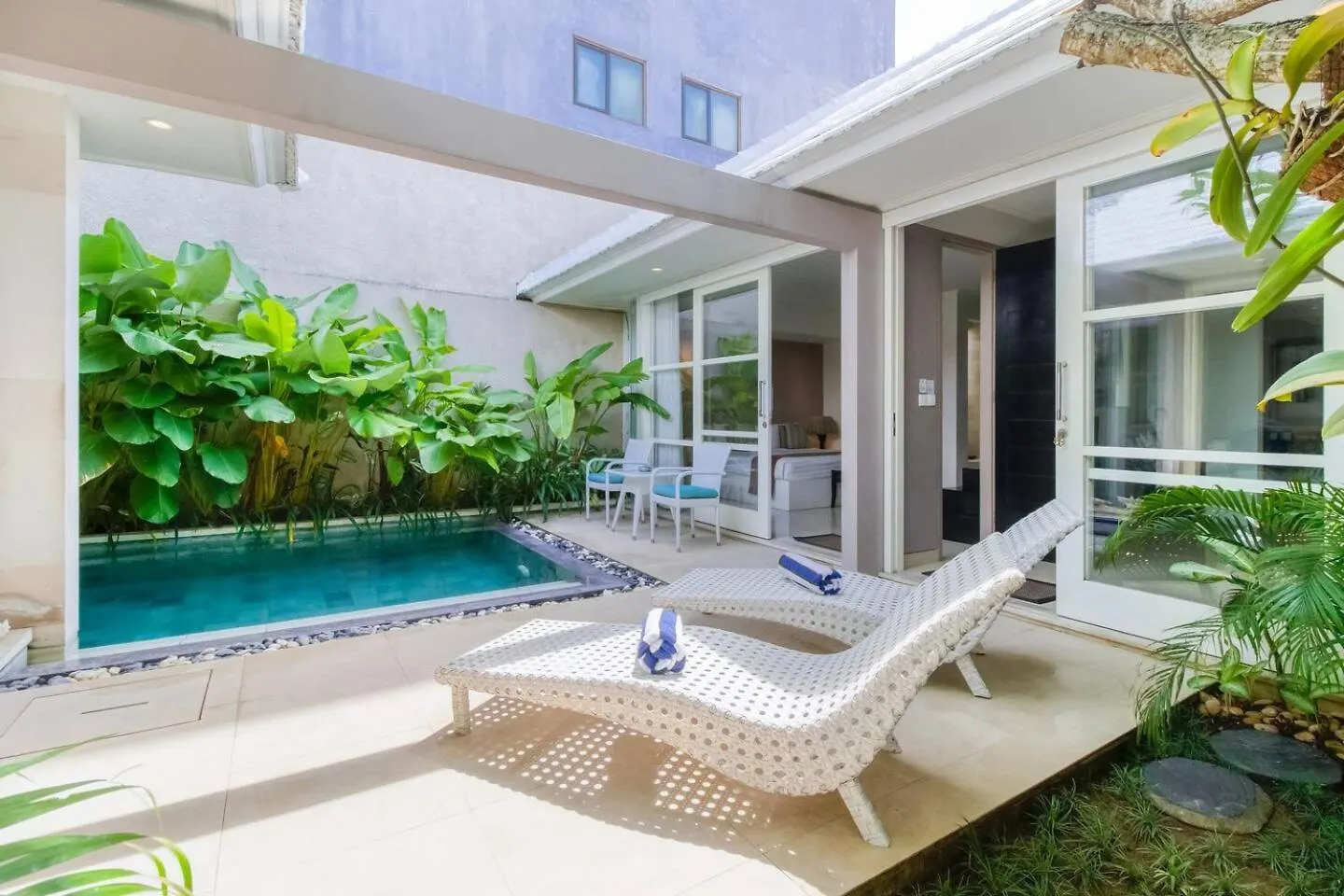 Private 2 Bed Pool Villa In Bustling Petitenget スミニャック インドネシア